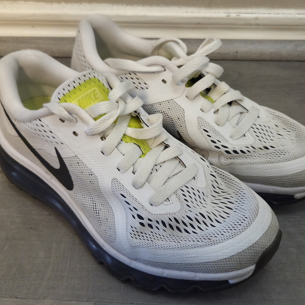 Women's Nike Air Max 2014 Athletic Running Shoes